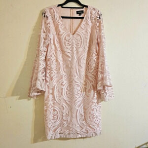 MSK Lace Bell Sleeve Dress